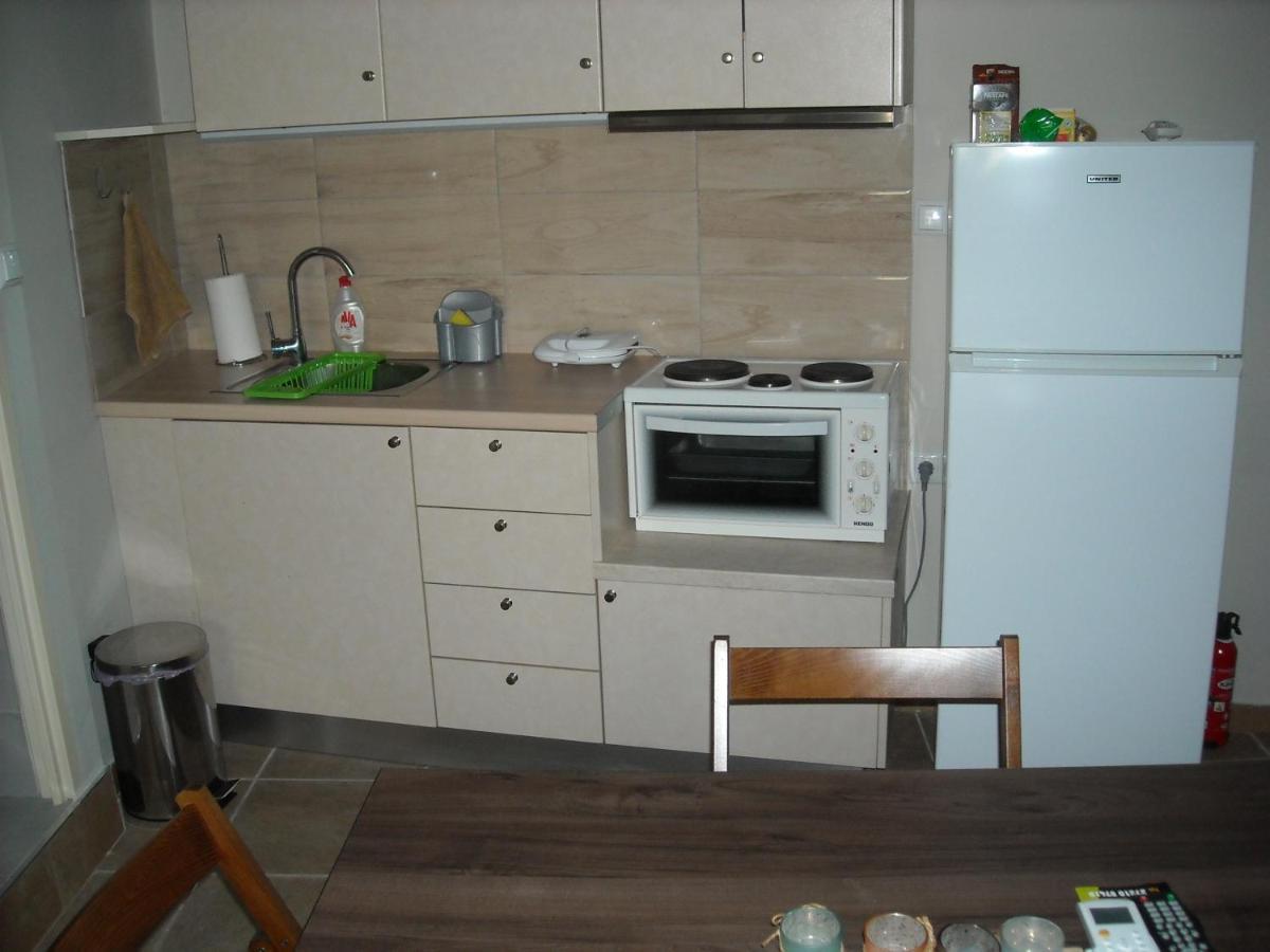 Kalamata Home, Marina A Bagian luar foto