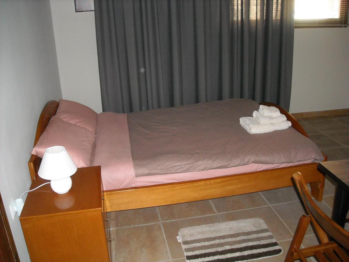 Kalamata Home, Marina A Bagian luar foto