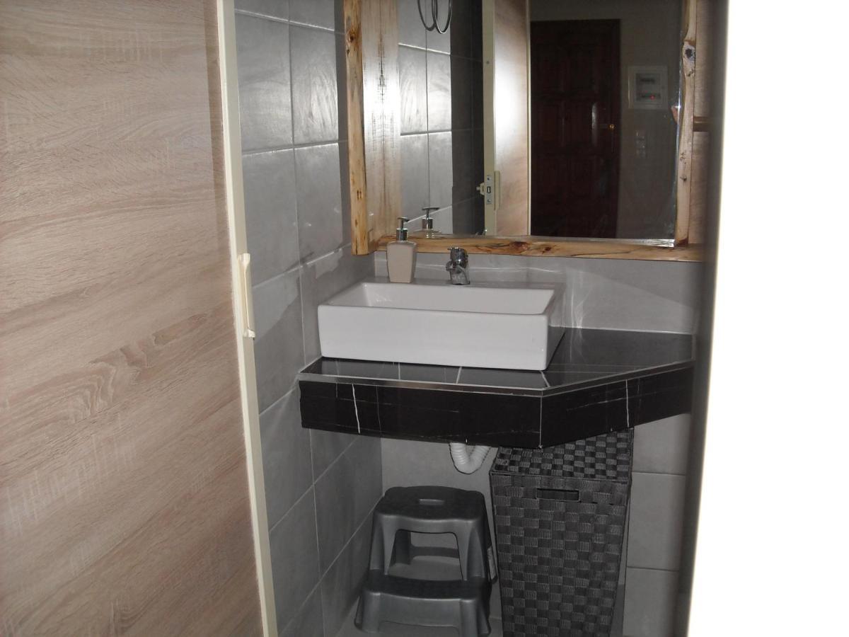 Kalamata Home, Marina A Bagian luar foto